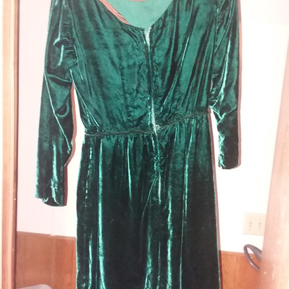 womens dress - Picture 4 of 4